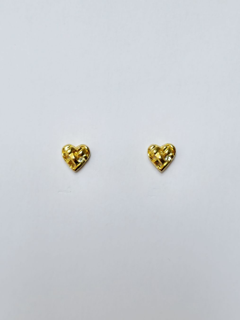 Vintage 80s Gold Plated Heart Stud Earrings – TORN vintage