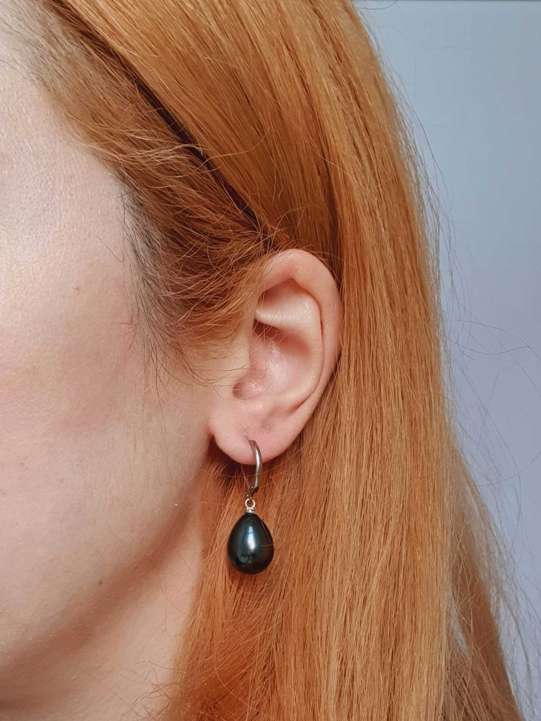 Vintage Silver Toned Black Pearl Drop Earrings