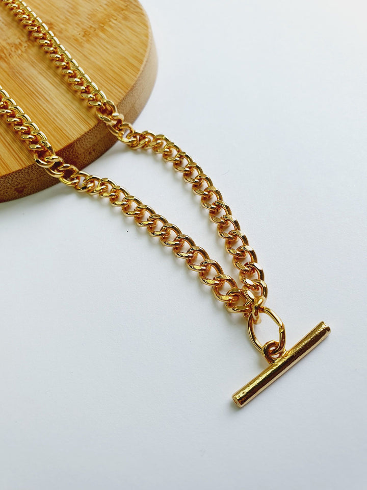 Vintage Gold Plated T-bar Chain Necklace