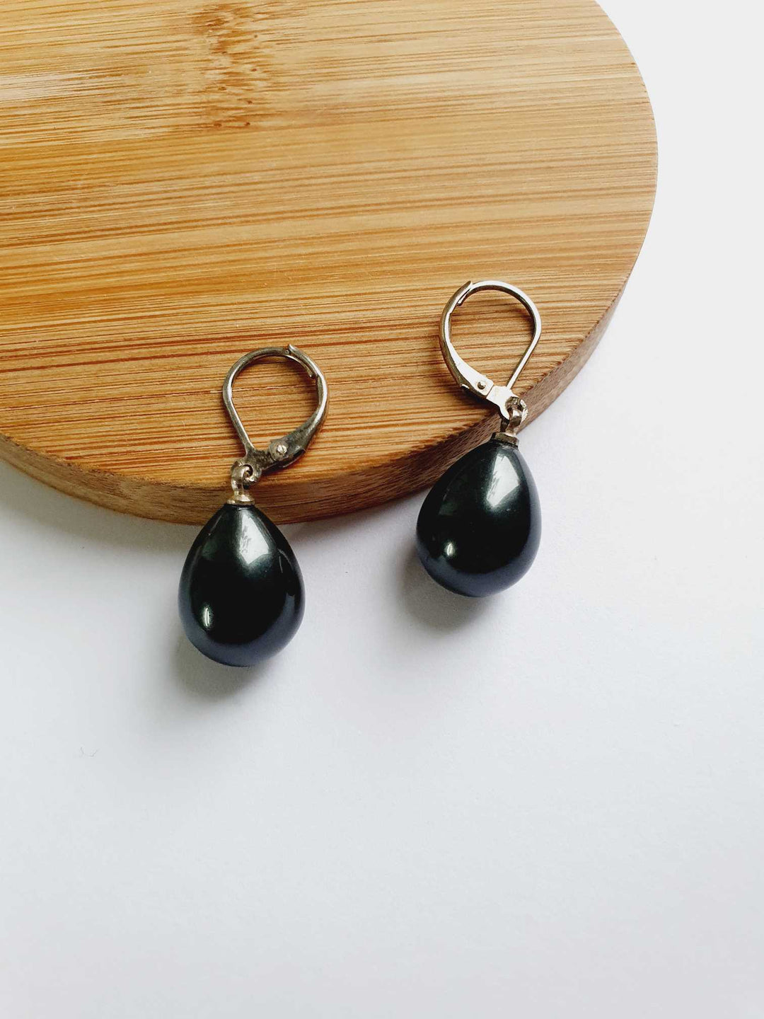 Vintage Silver Toned Black Pearl Drop Earrings
