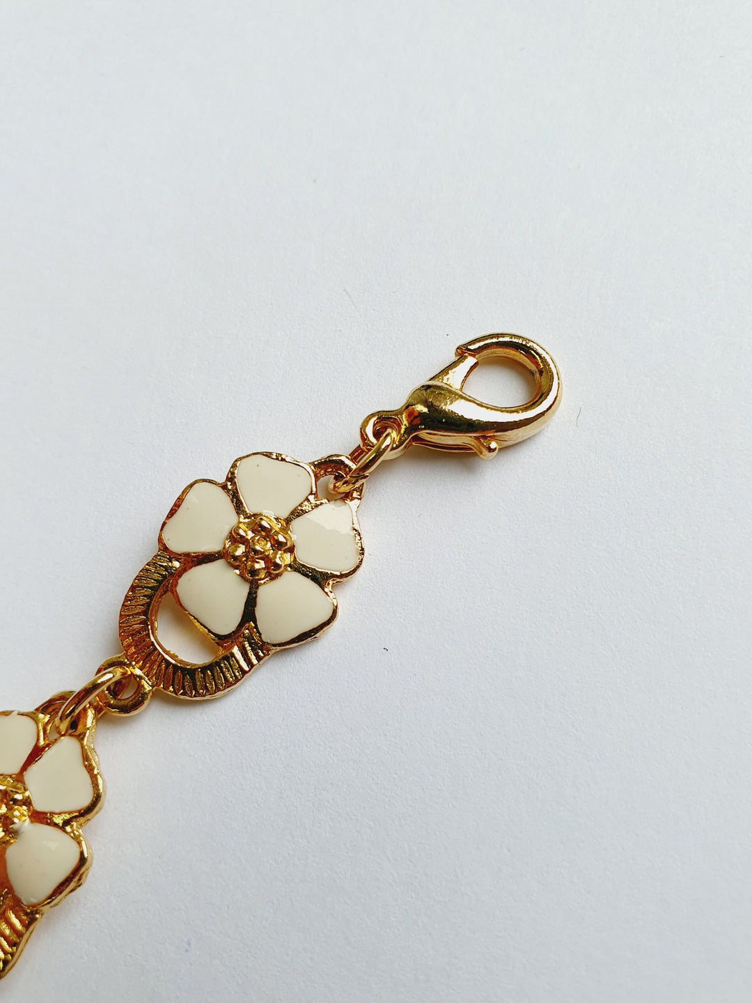 Vintage Gold Plated & Enamel Flower Bracelet