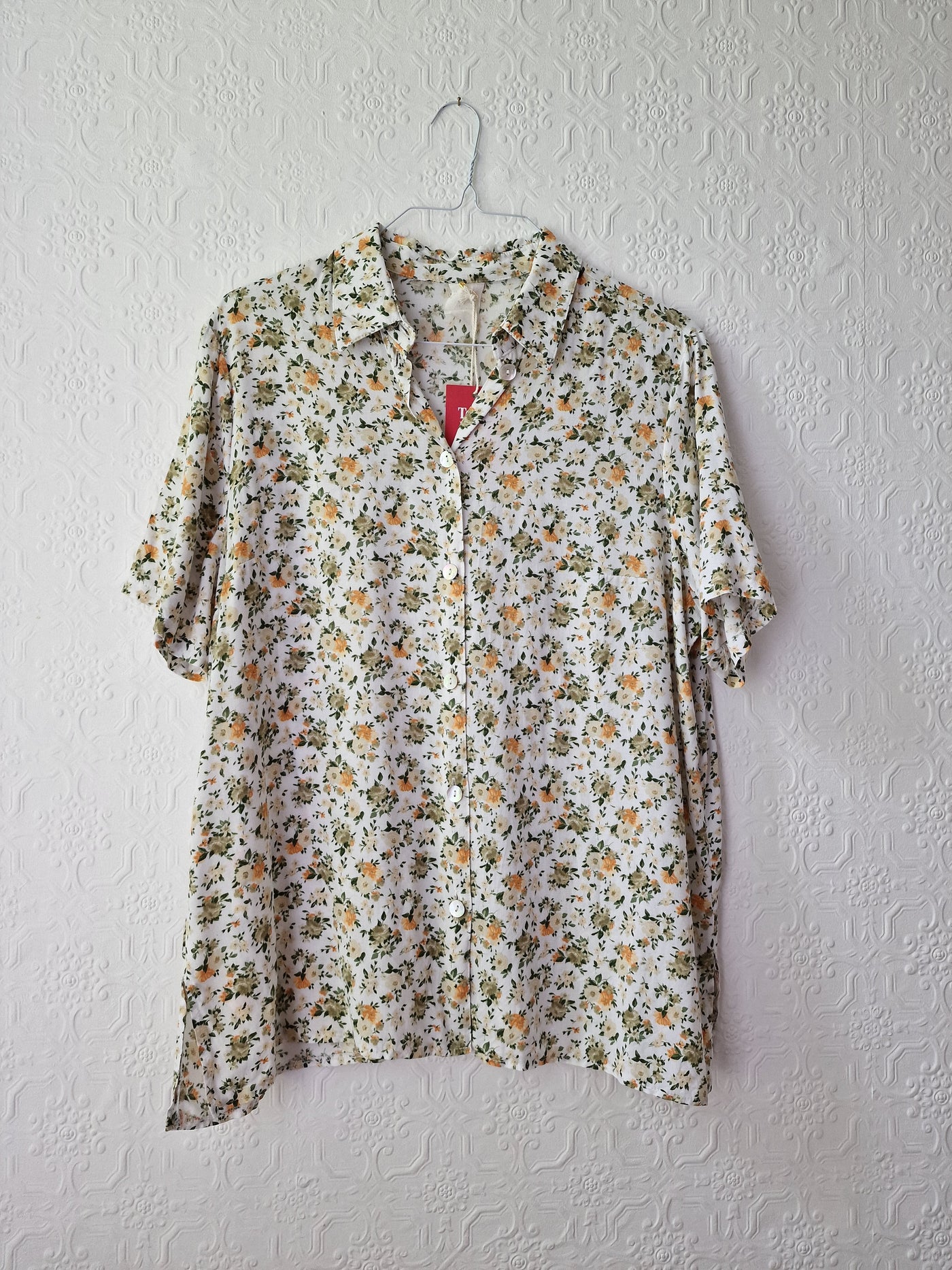 Vintage 80s White Short Sleeve Blouse with Green Floral Print - L