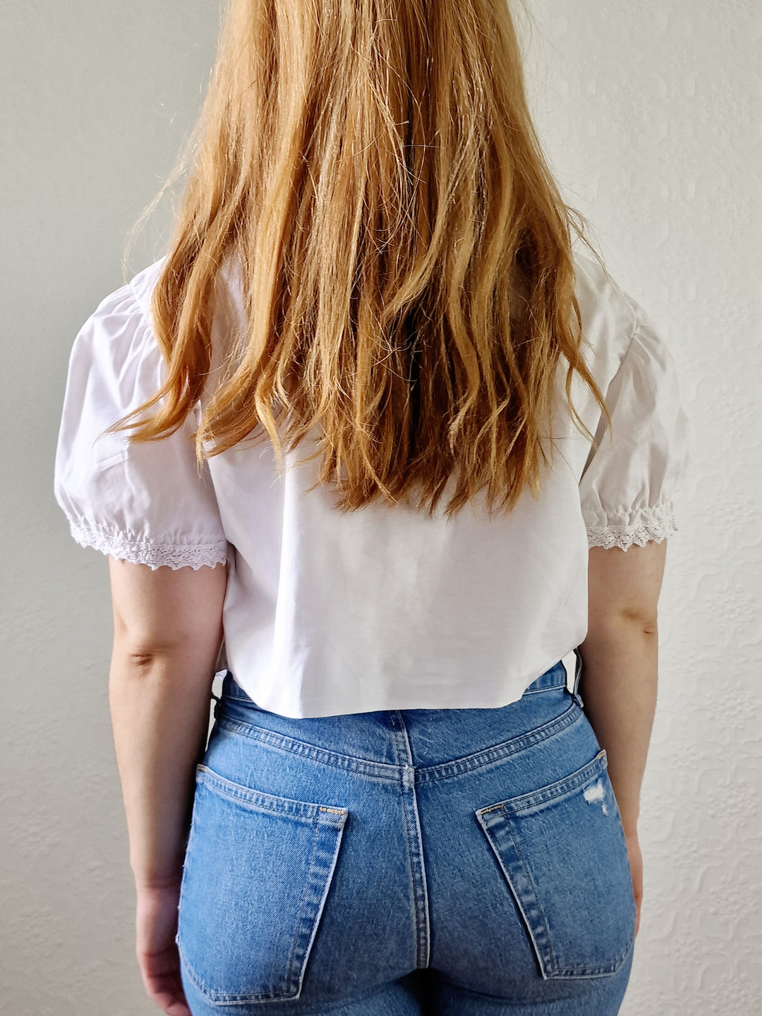 Vintage White Cotton Lacy Blouse with Square Neckline and Puff Sleeves - M/L