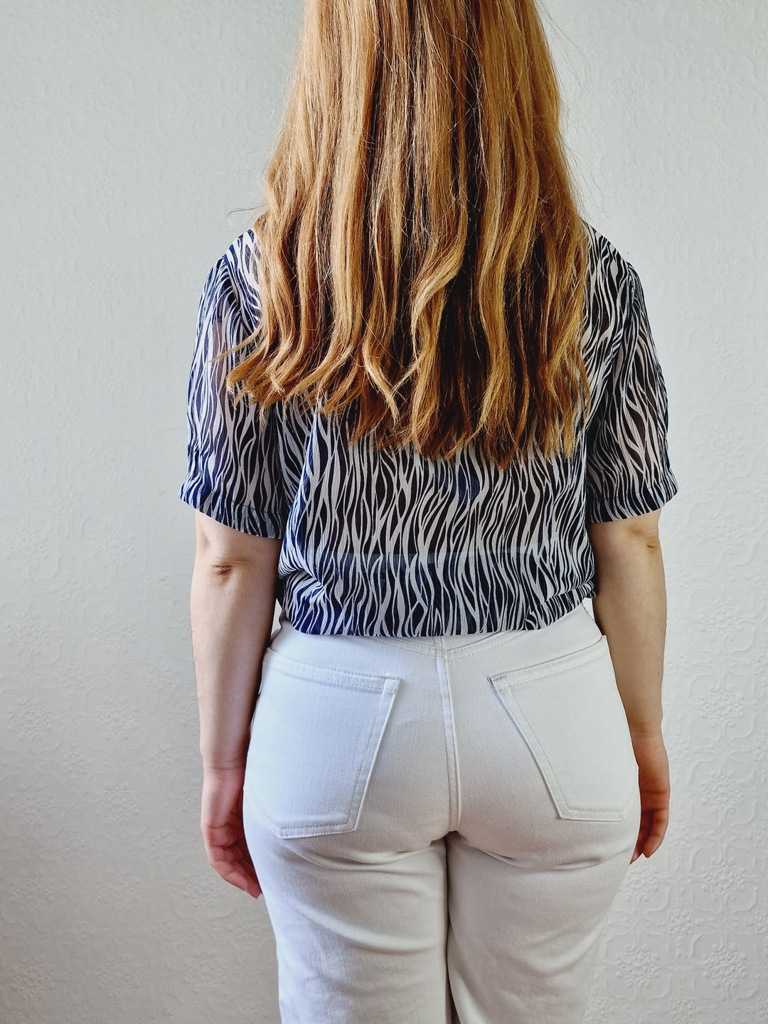 Vintage 90s Navy Blue & White Abstract Pattern Short Sleeve Blouse - M