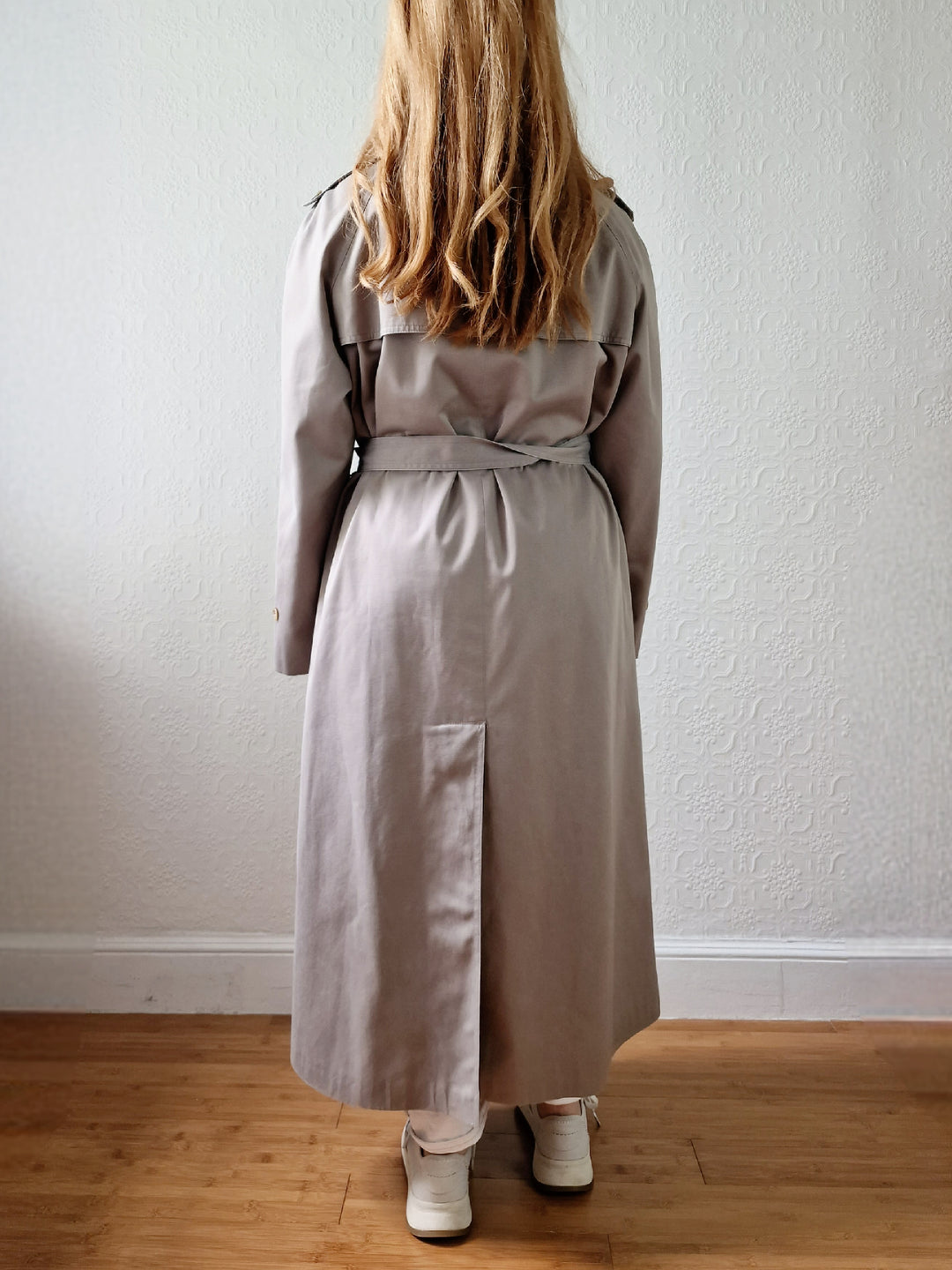 Vintage Grey Beige Single Breasted Trench Coat with Belt by Dannimac - S/M