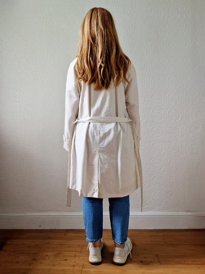 Vintage Lightweight White Single Breasted Trench Coat with Belt - S/M