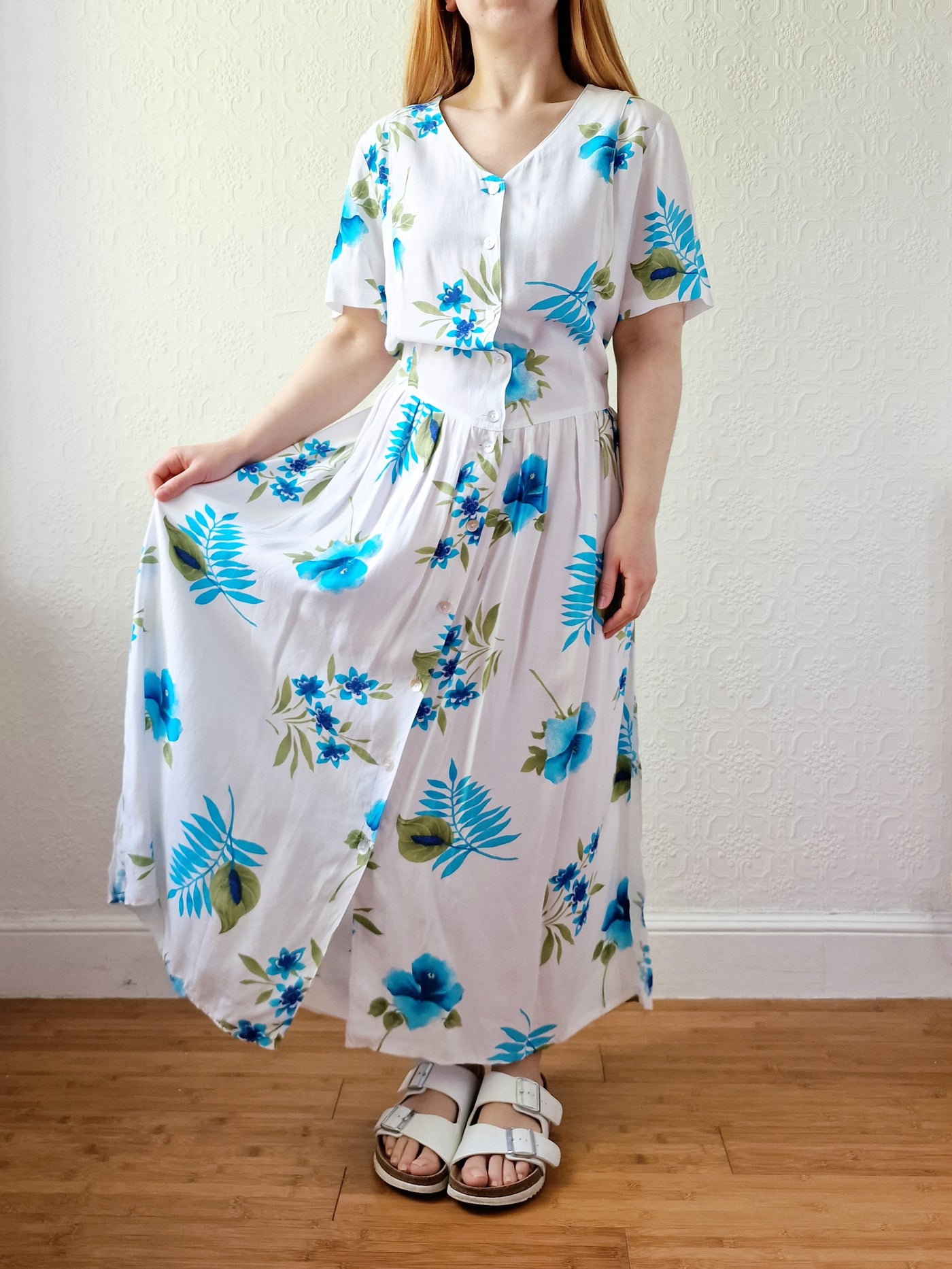 Vintage 90s White & Blue Floral Midi Dress with Short Sleeves - XL