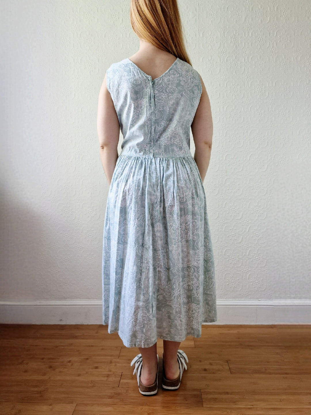 Vintage 90s Mint Sleeveless Patterned Dress - M