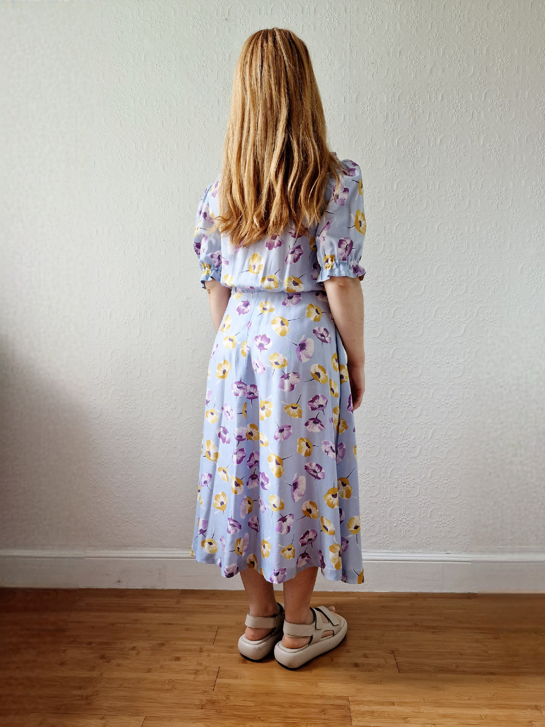 Vintage 70s Light Blue Floral Dress with Puff Sleeves - S/M