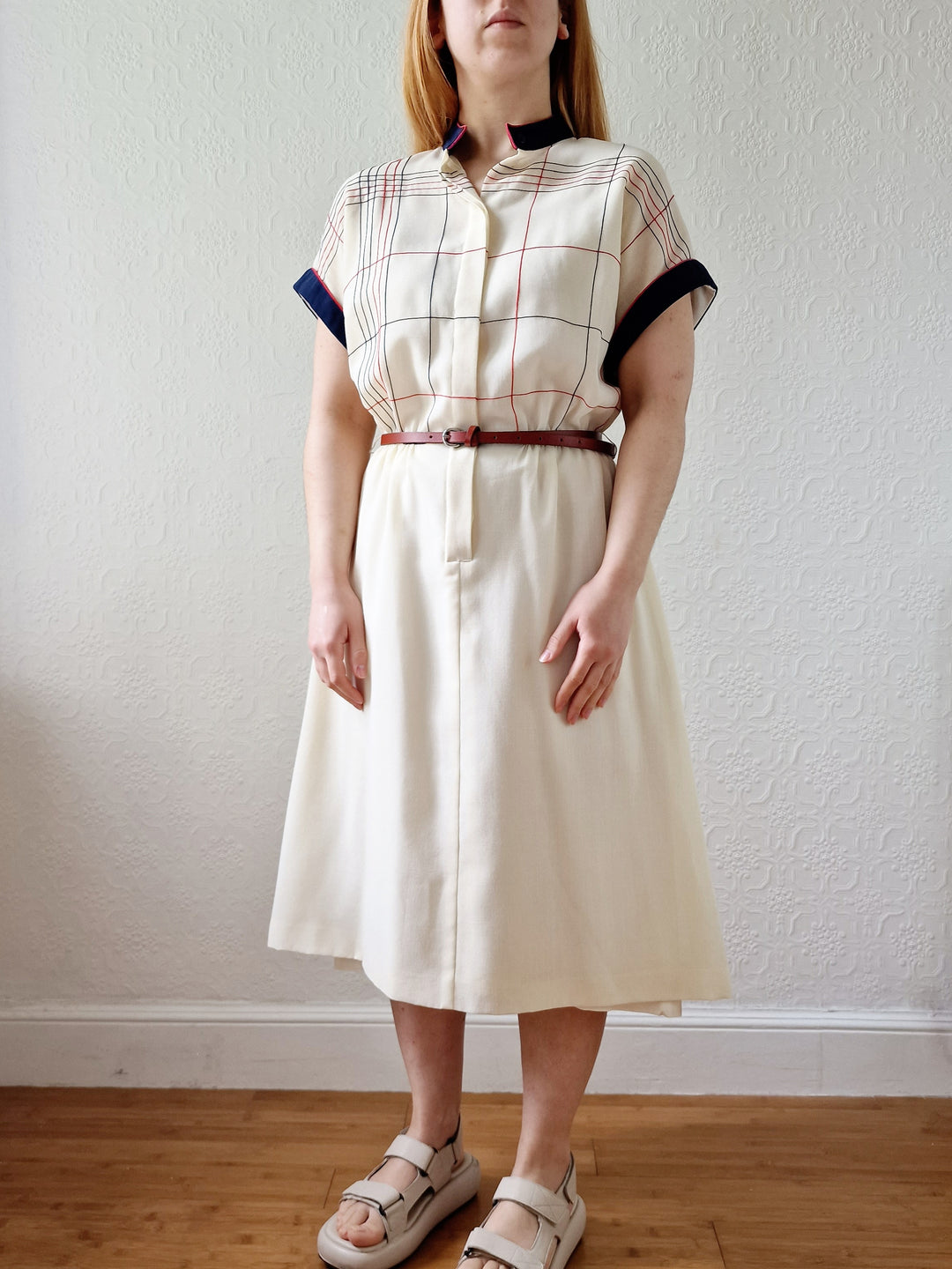 Vintage 70s Cream Shirt Dress with Short Sleeves - M