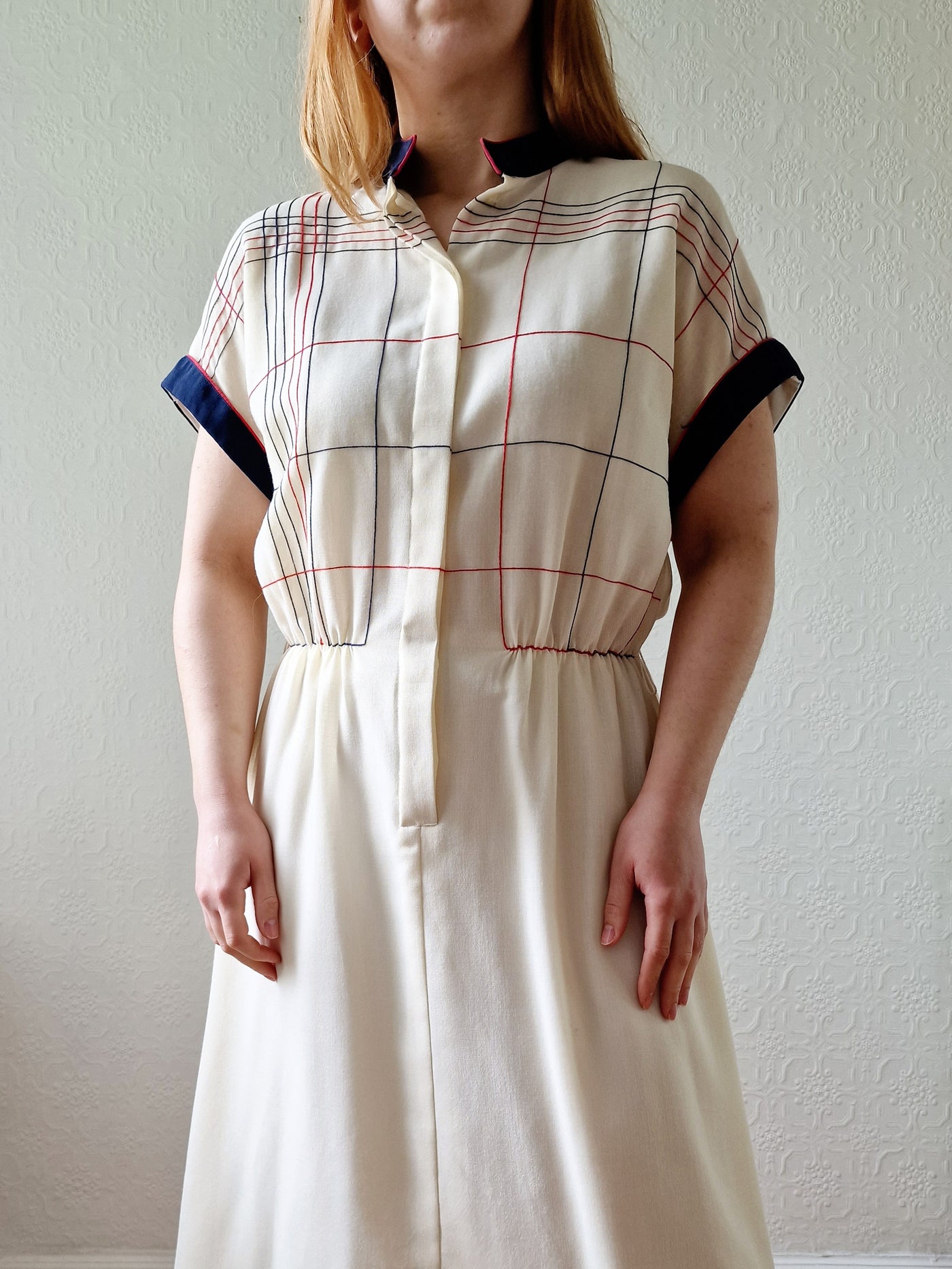 Vintage 70s Cream Shirt Dress with Short Sleeves - M