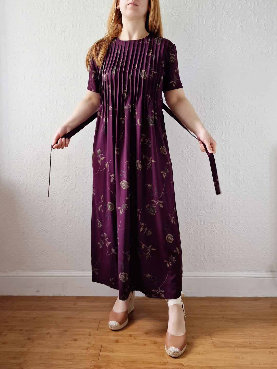 Vintage 90s Deep Purple Floral Midi Dress with Short Sleeves