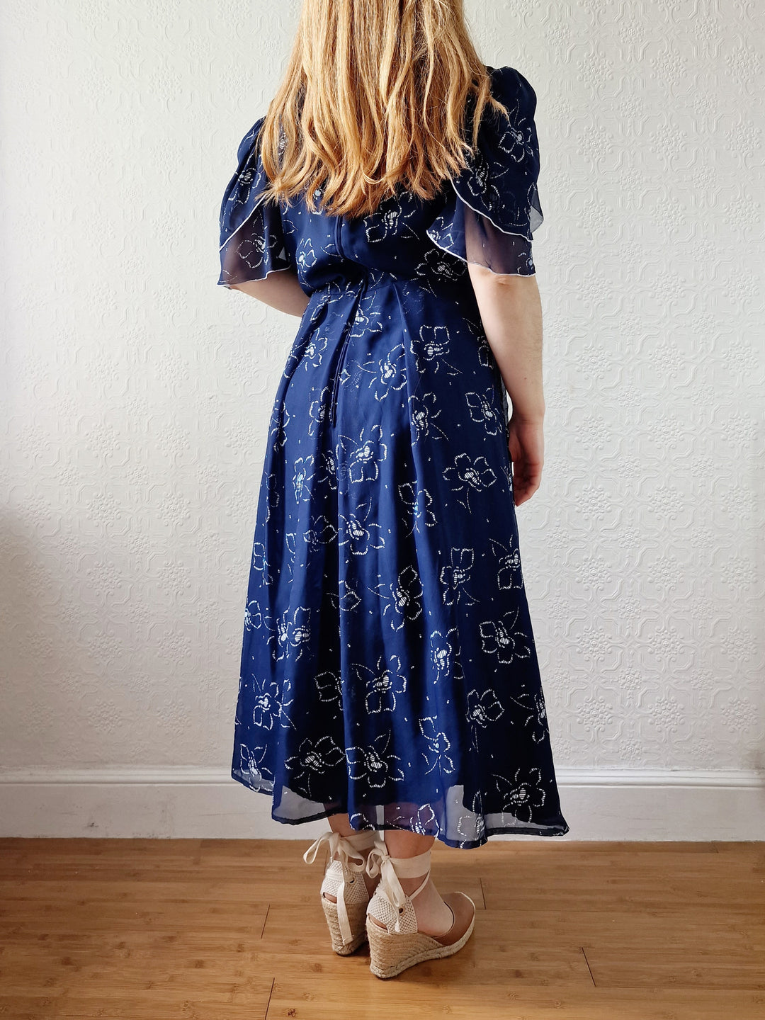 Vintage 70s Navy Blue Floral Midi Shift Dress - L