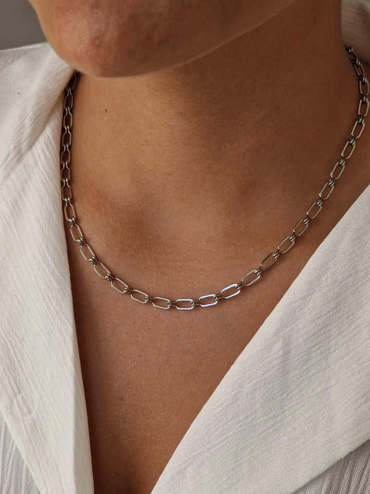 Vintage Silver Plated Paperclip Style Chain Necklace