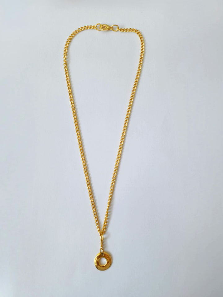 Vintage Gold Plated Curb Chain Pendant Necklace with Circle Charm