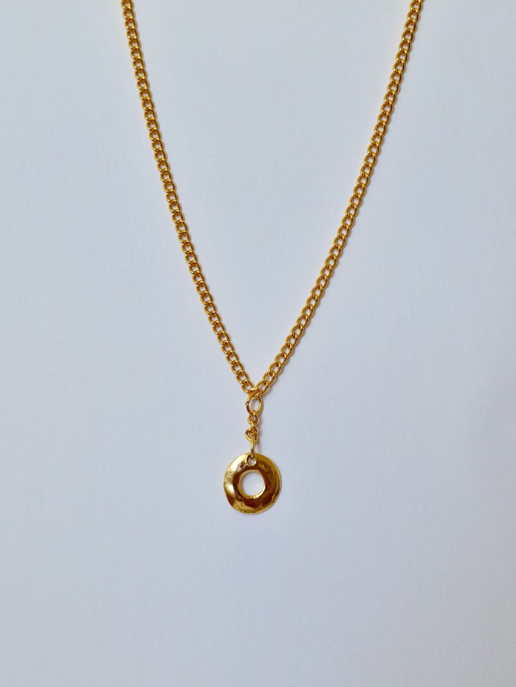 Vintage Gold Plated Curb Chain Pendant Necklace with Circle Charm