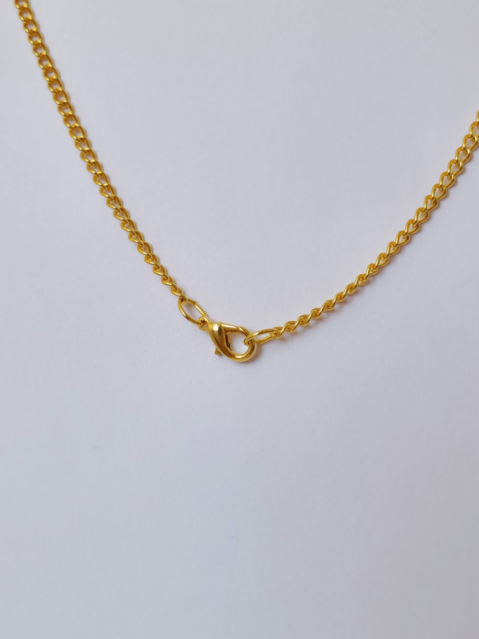 Vintage Gold Plated Curb Chain Pendant Necklace with Circle Charm