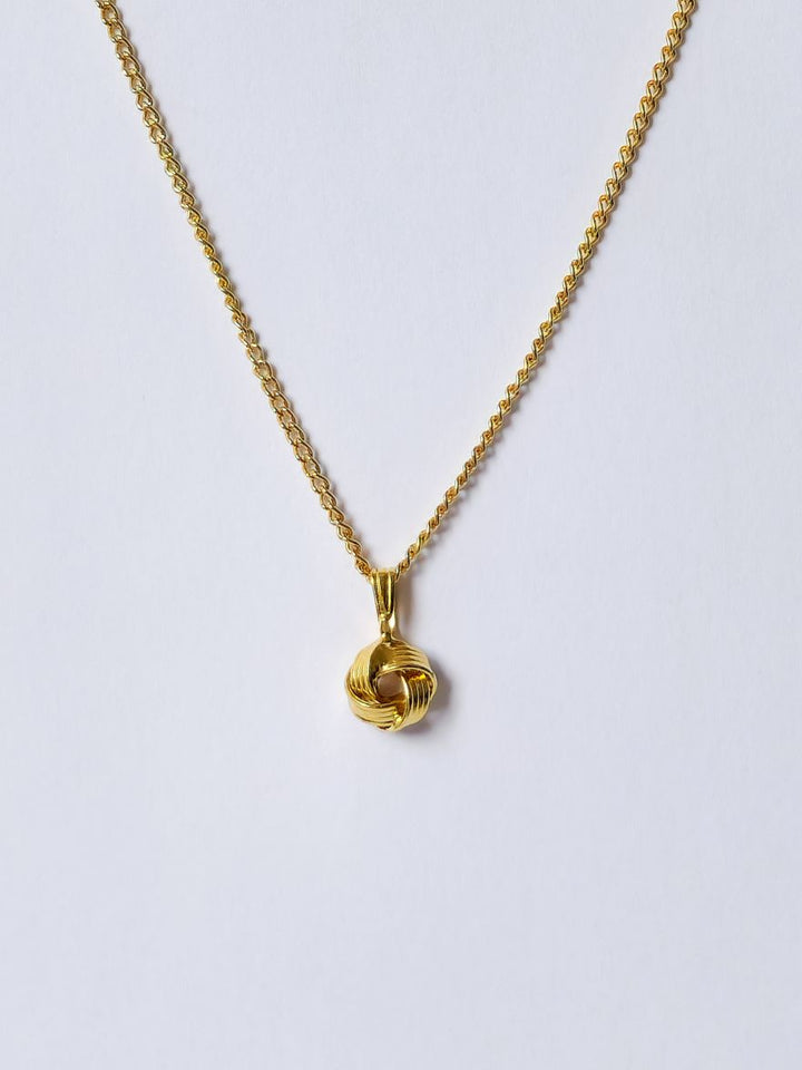 Vintage Gold Plated Thin Curb Chain Pendant Necklace with Twisted Knot Charm