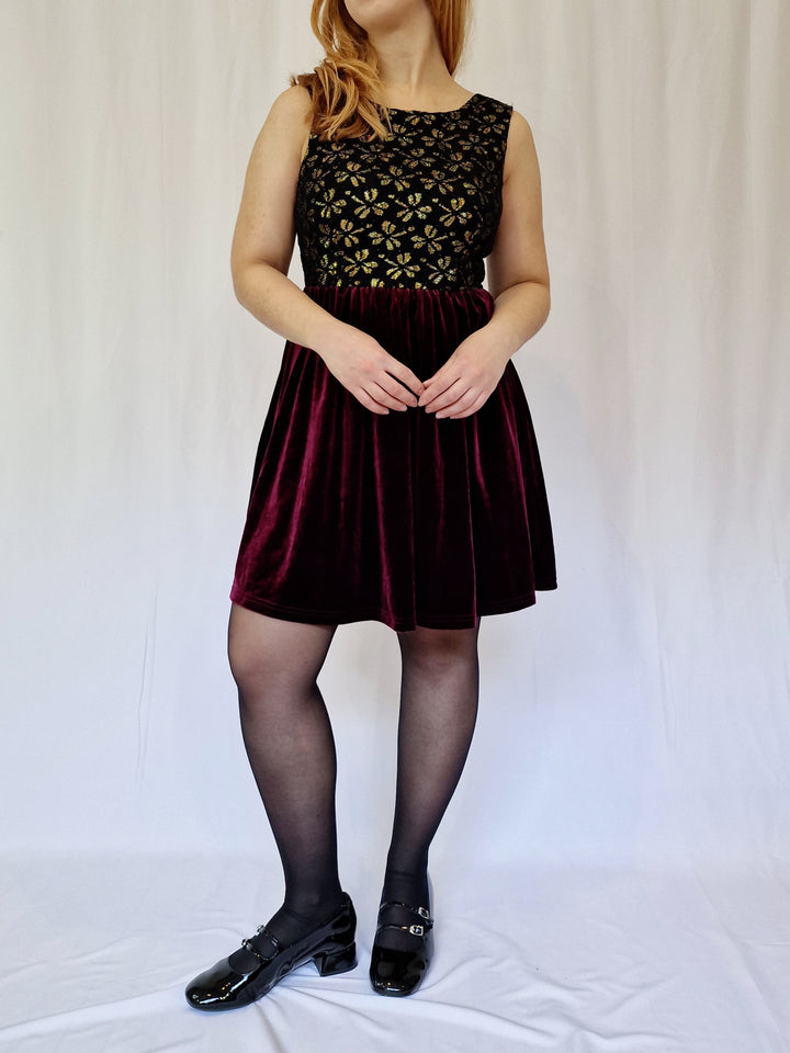 Vintage 90s Burgundy Velvet Skater Style Party Dress - S