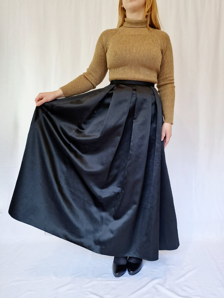 Vintage Black Satin High Waisted A-Line Maxi Skirt - XS