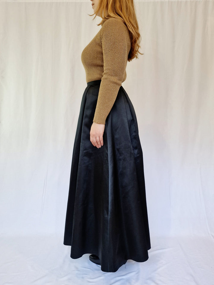 Vintage Black Satin High Waisted A-Line Maxi Skirt - XS