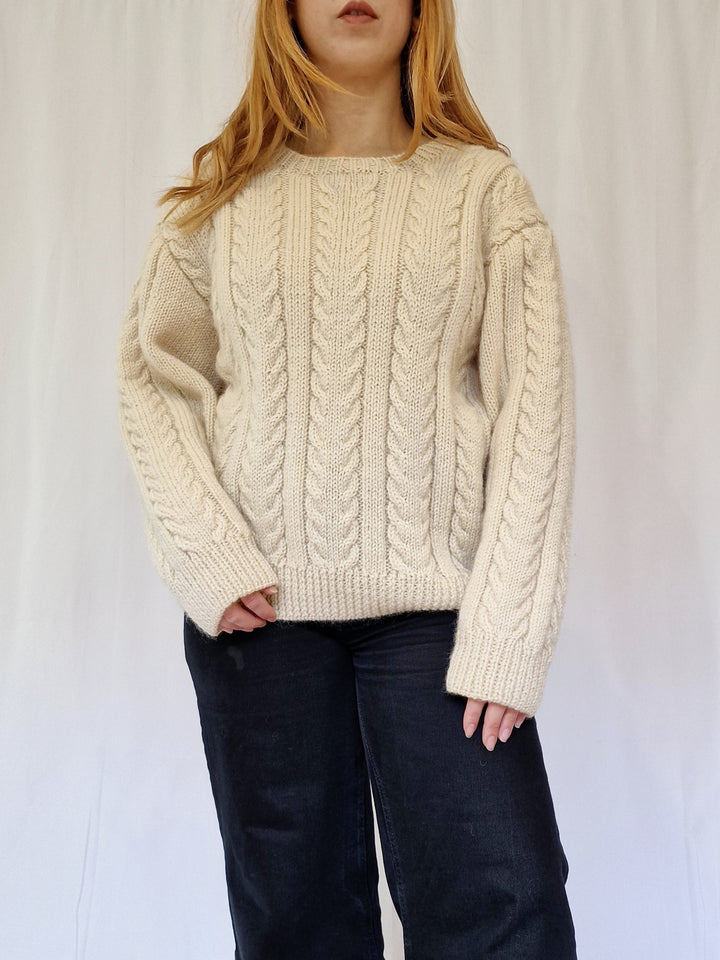 Vintage Crew Neck 100% Wool Aran Jumper - M