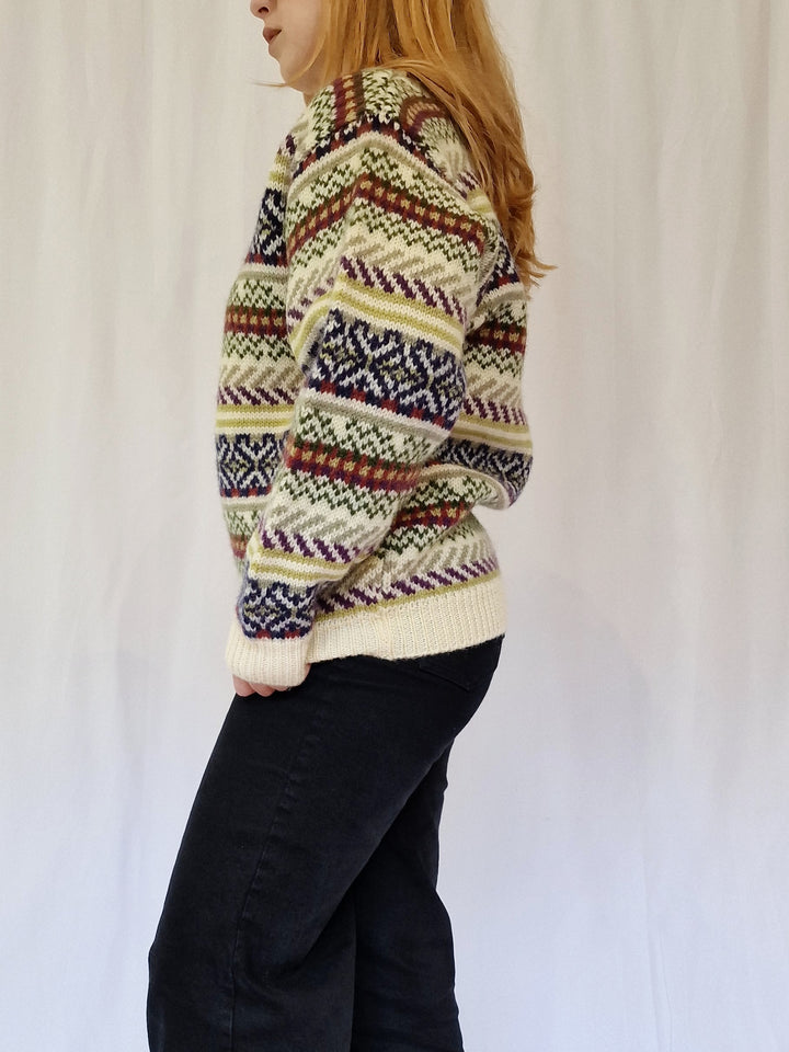 Vintage Crew Neck 100% Wool Norwegian Style Jumper - M