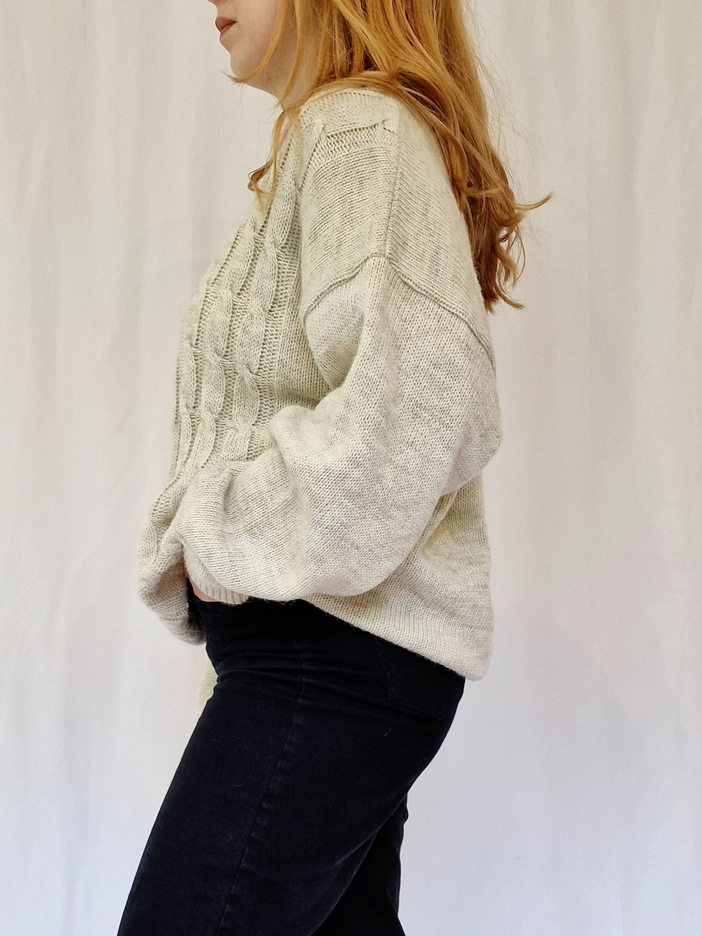 Vintage 90s Light Grey Aran Style Cable Knit Jumper with Crew Neck - XL