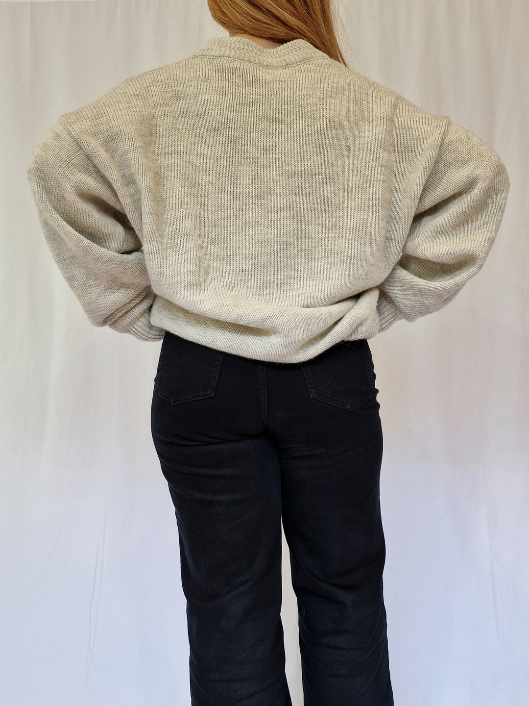 Vintage 90s Light Grey Aran Style Cable Knit Jumper with Crew Neck - XL