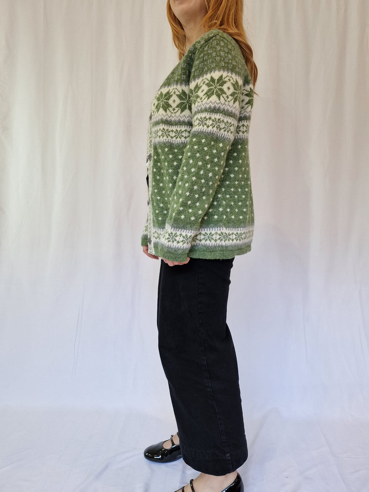 Vintage 90s Light Green Icelandic Style Wool Cardigan - S/M