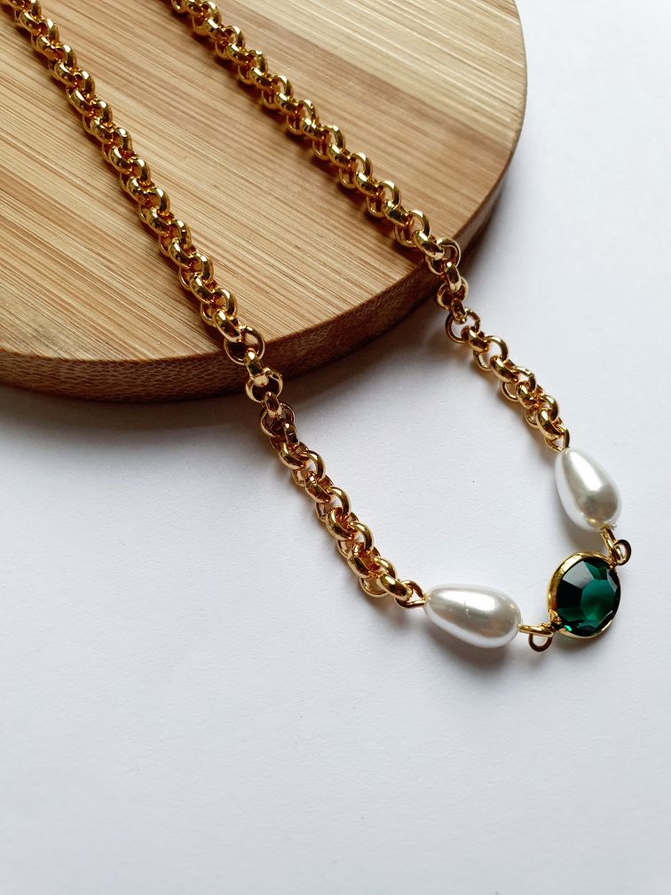 Vintage Gold Plated Chain Necklace with Pearls & Green Crystal