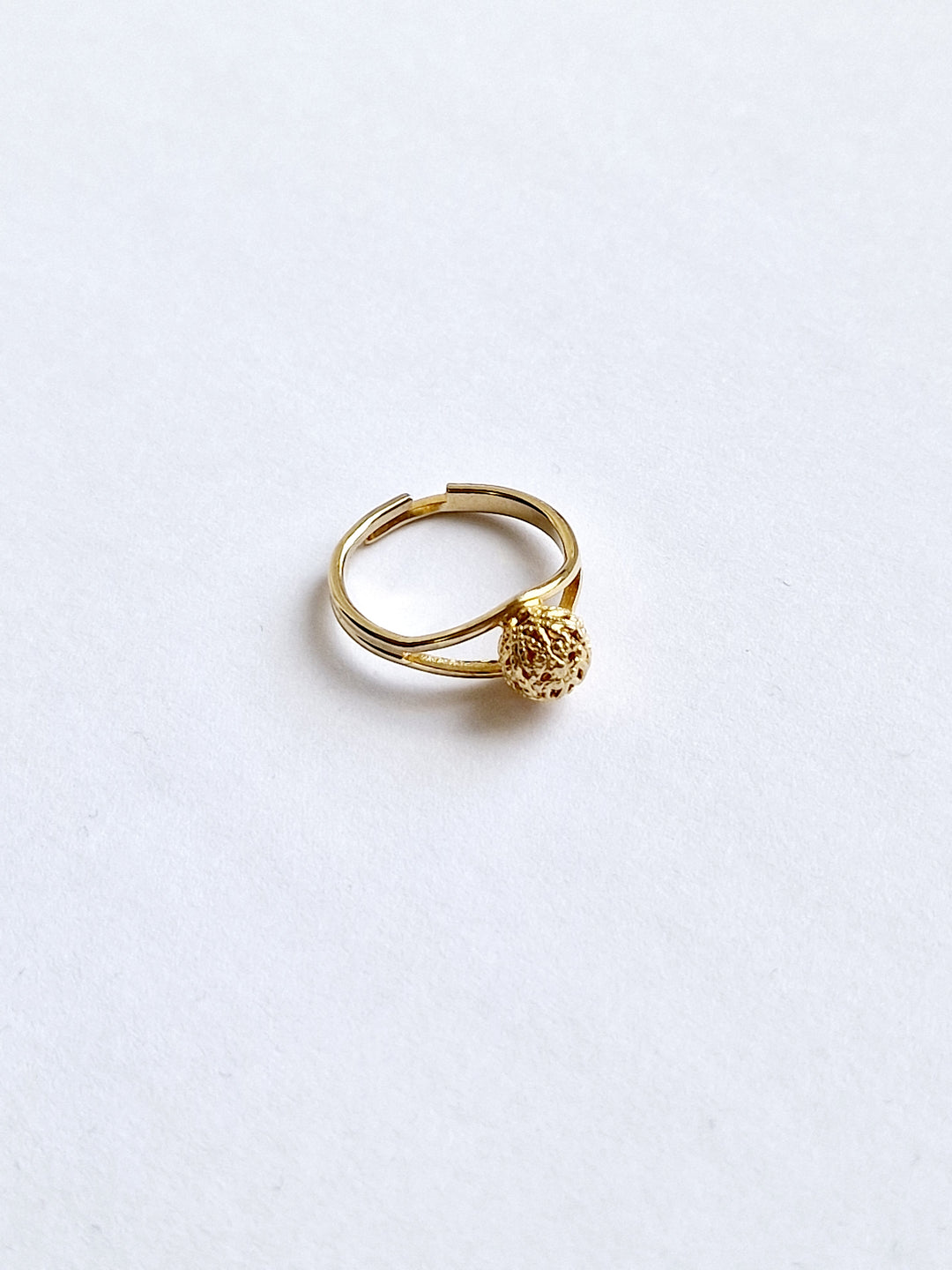 Vintage Gold Plated Ring with Raised Sphere