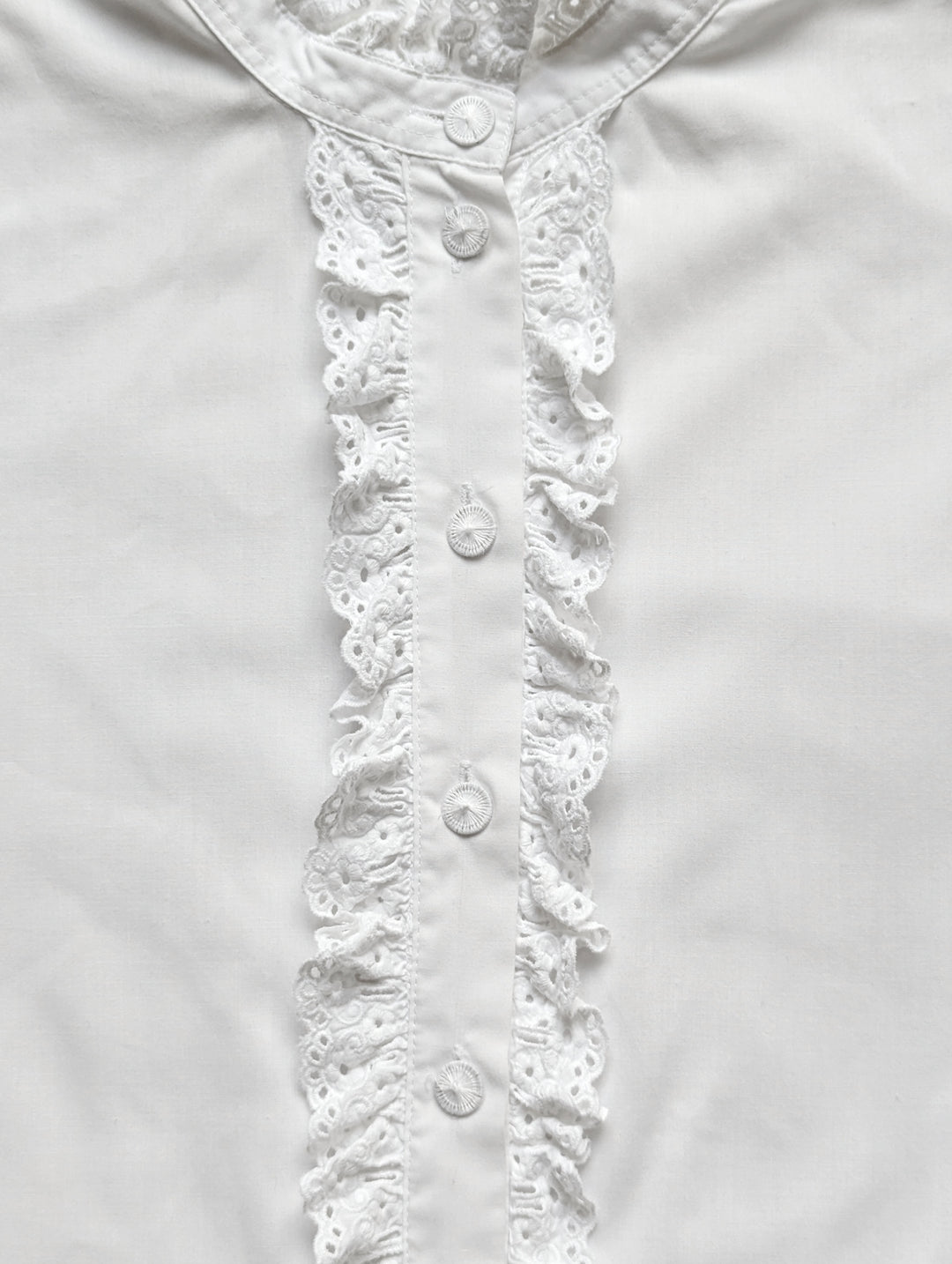 Vintage White Button Up Blouse with Lace Detail - L