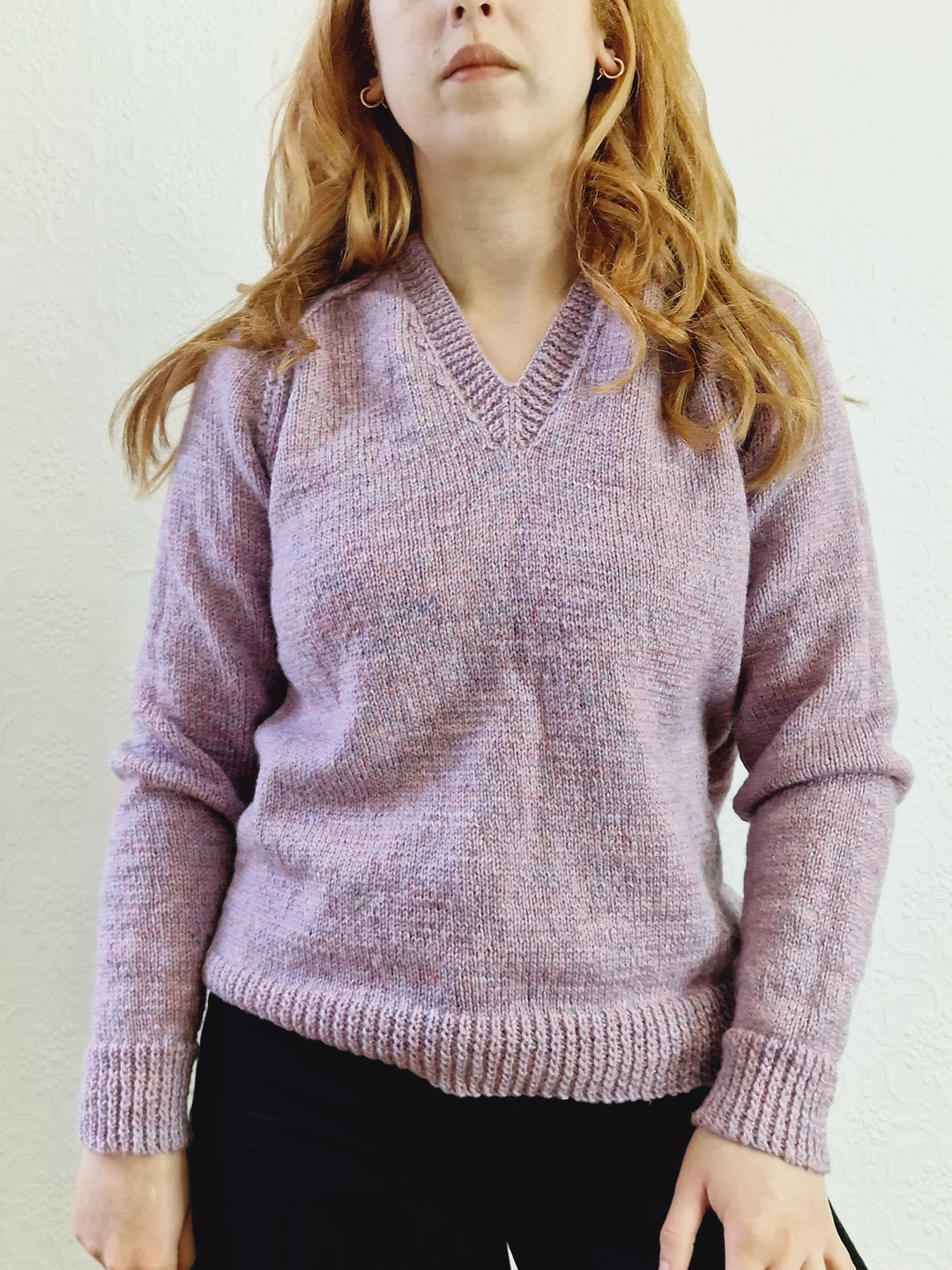 Vintage 80s Lavender Purple V-Neck Handknitted Jumper - S/M