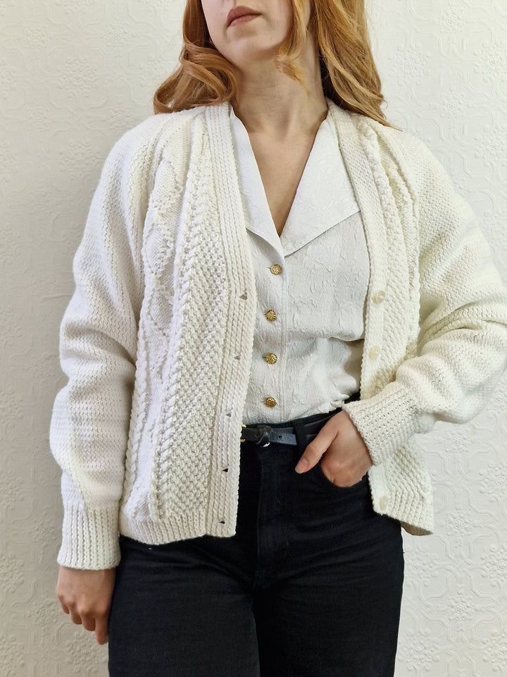 Vintage 80s Handknitted Cream V-Neck Cardigan - S/M