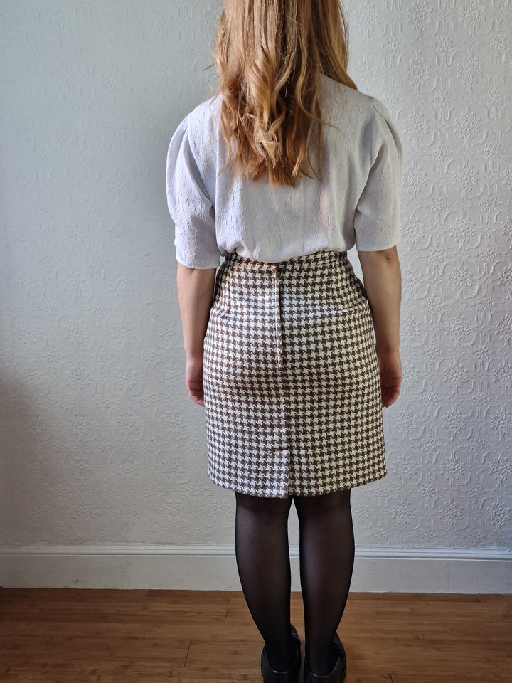 Vintage 90s High Waisted Cream & Brown Houndstooth Skirt - S