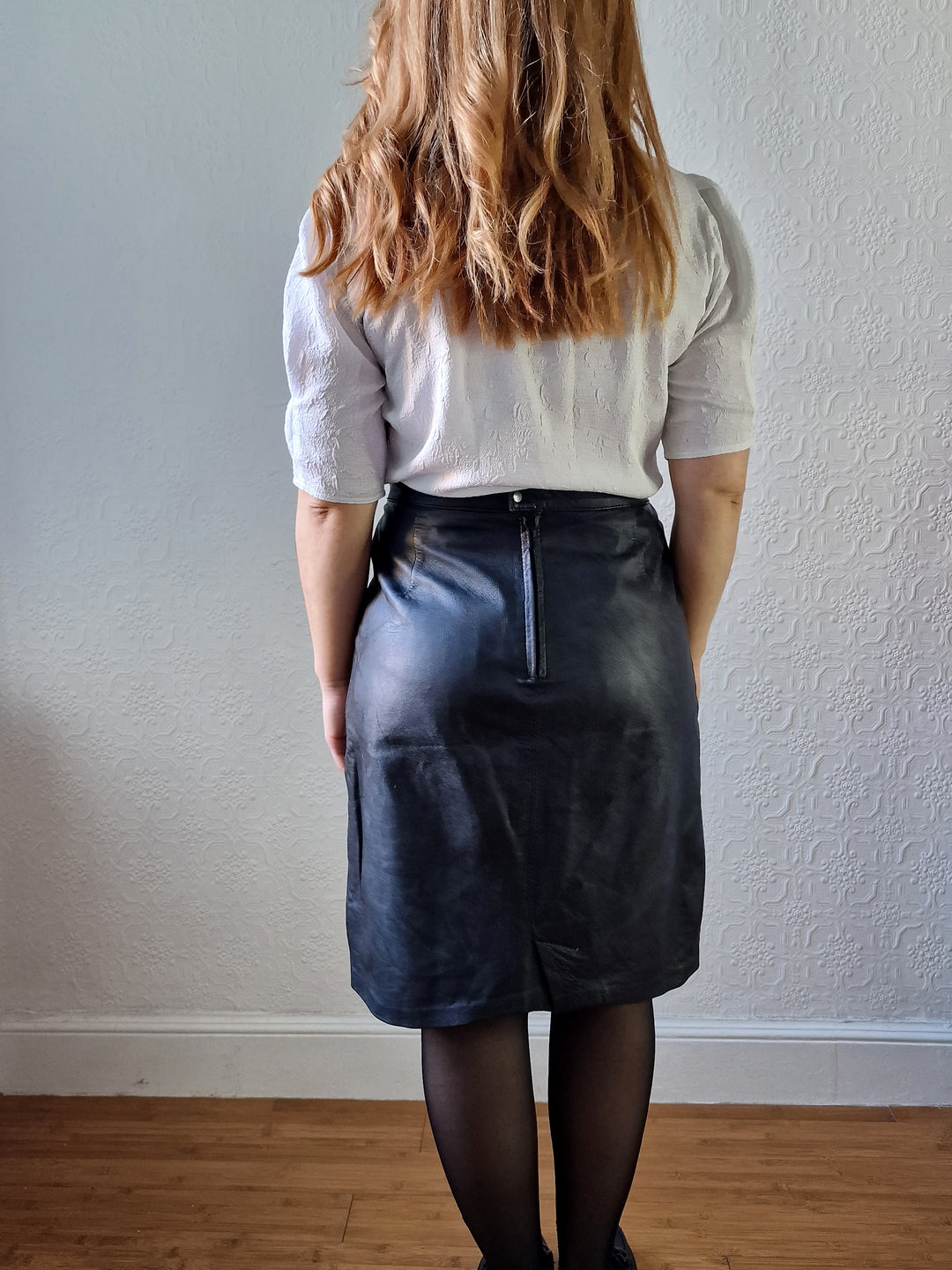 Vintage Black 100% Genuine Leather Skirt - M