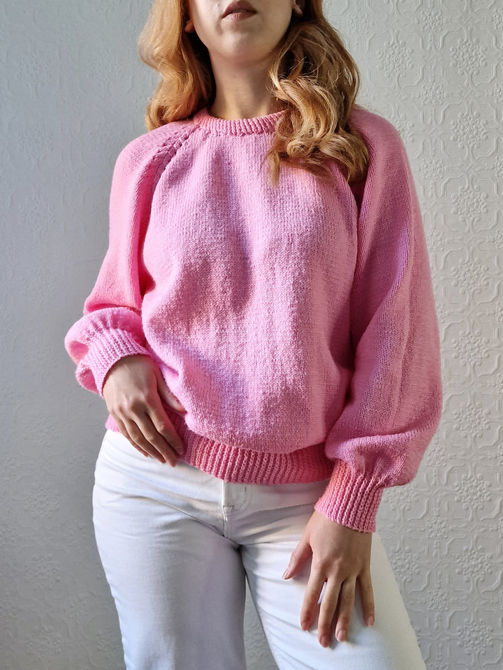 Vintage 80s Handknitted Bubblegum Pink Jumper with Crew Neck - L