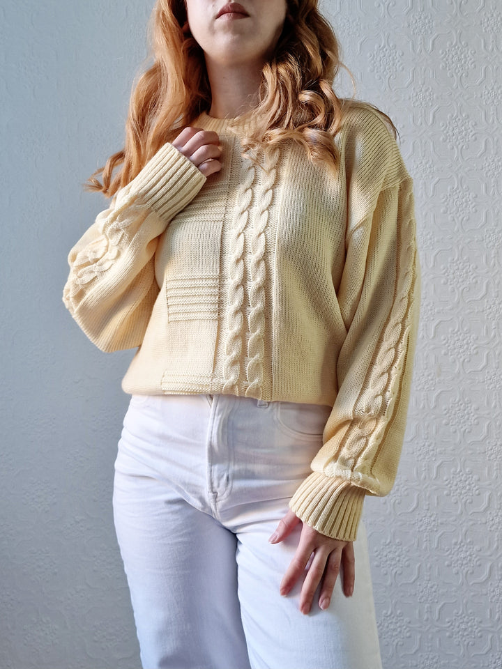 Vintage 90s Pale Yellow Cable Knit Jumper with Crew Neck - M/L