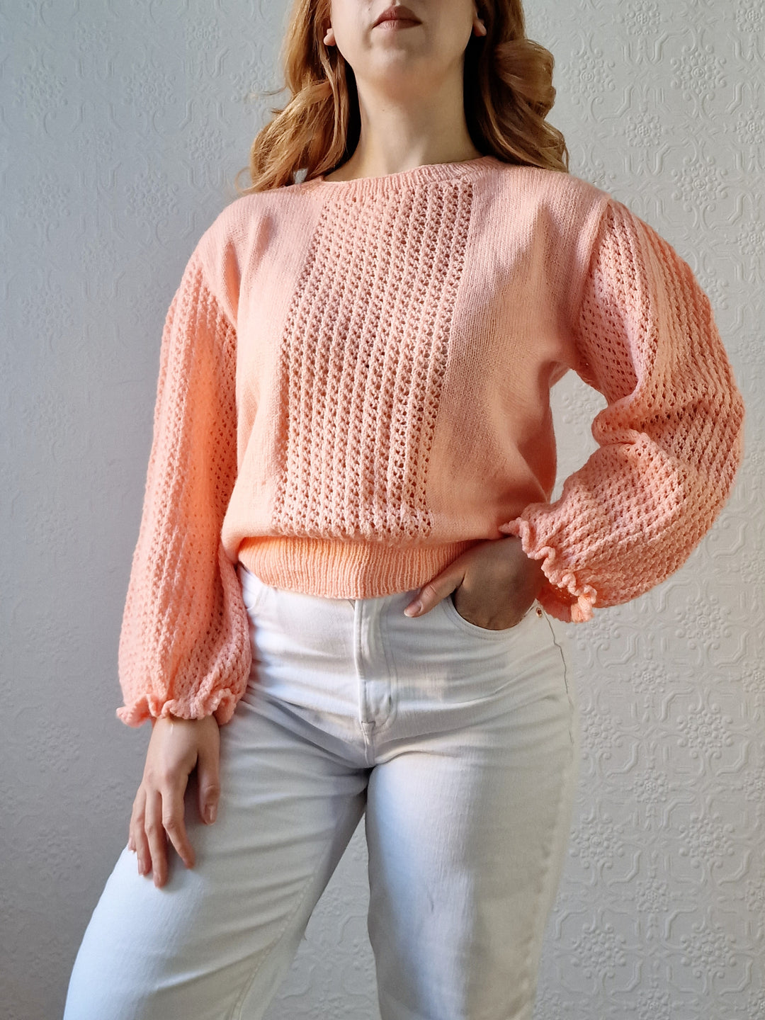 Vintage 80s Handknitted Peach Jumper with Crew Neck - M