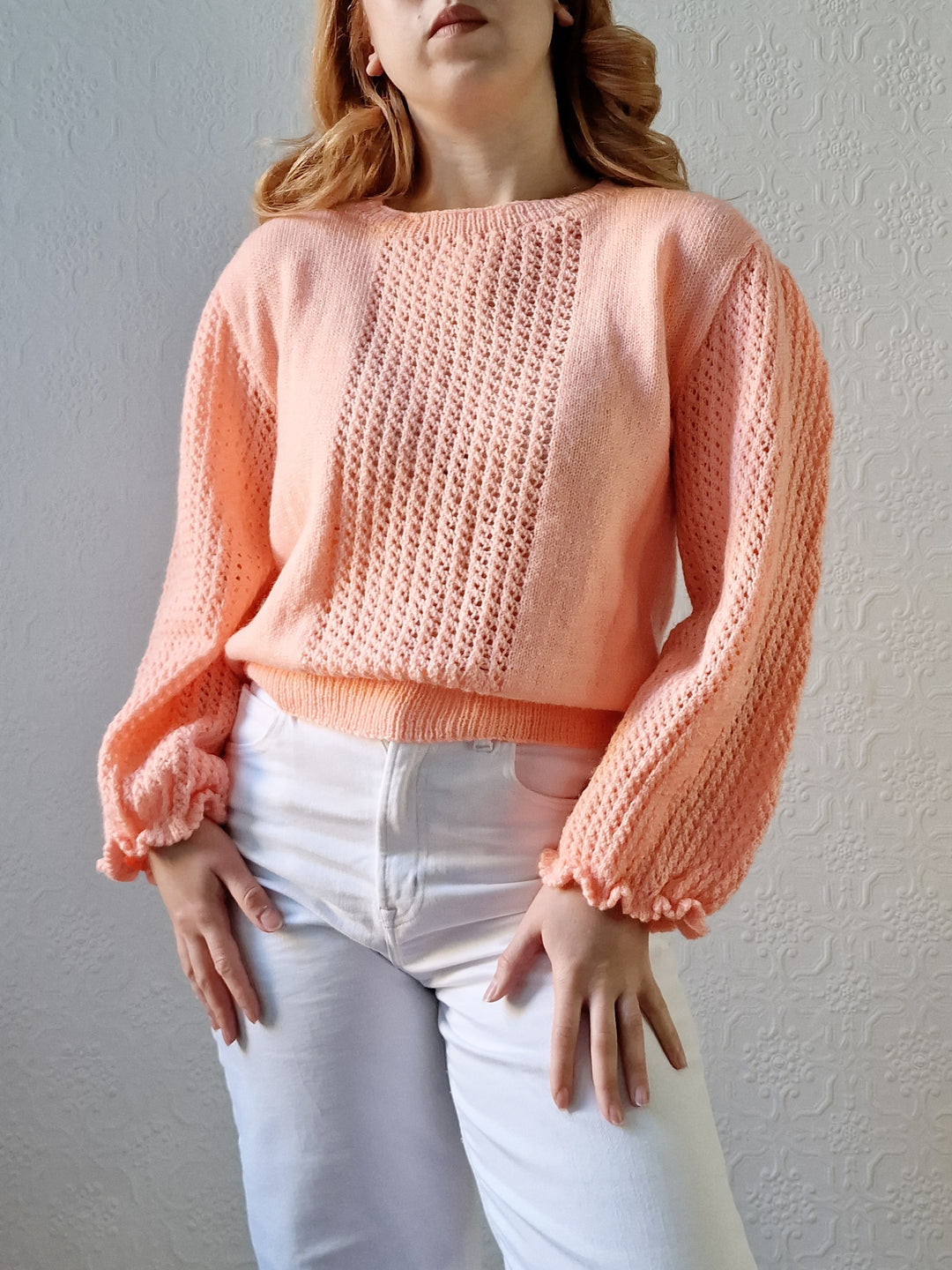 Vintage 80s Handknitted Peach Jumper with Crew Neck - M