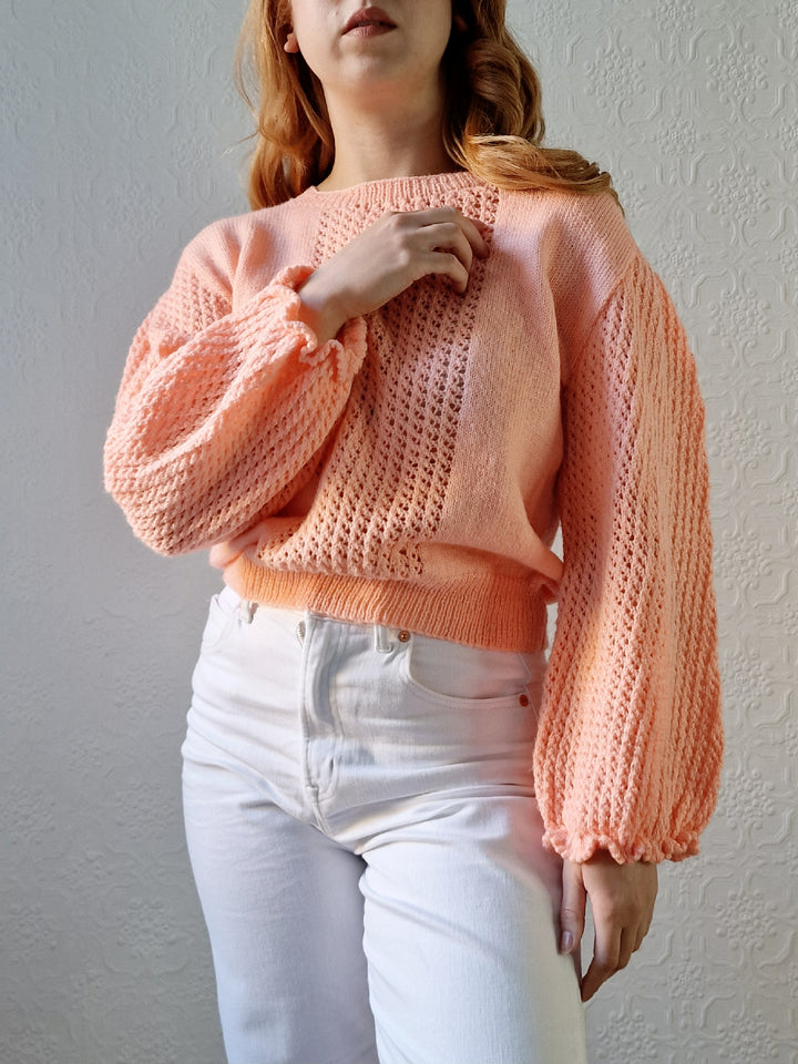 Vintage 80s Handknitted Peach Jumper with Crew Neck - M