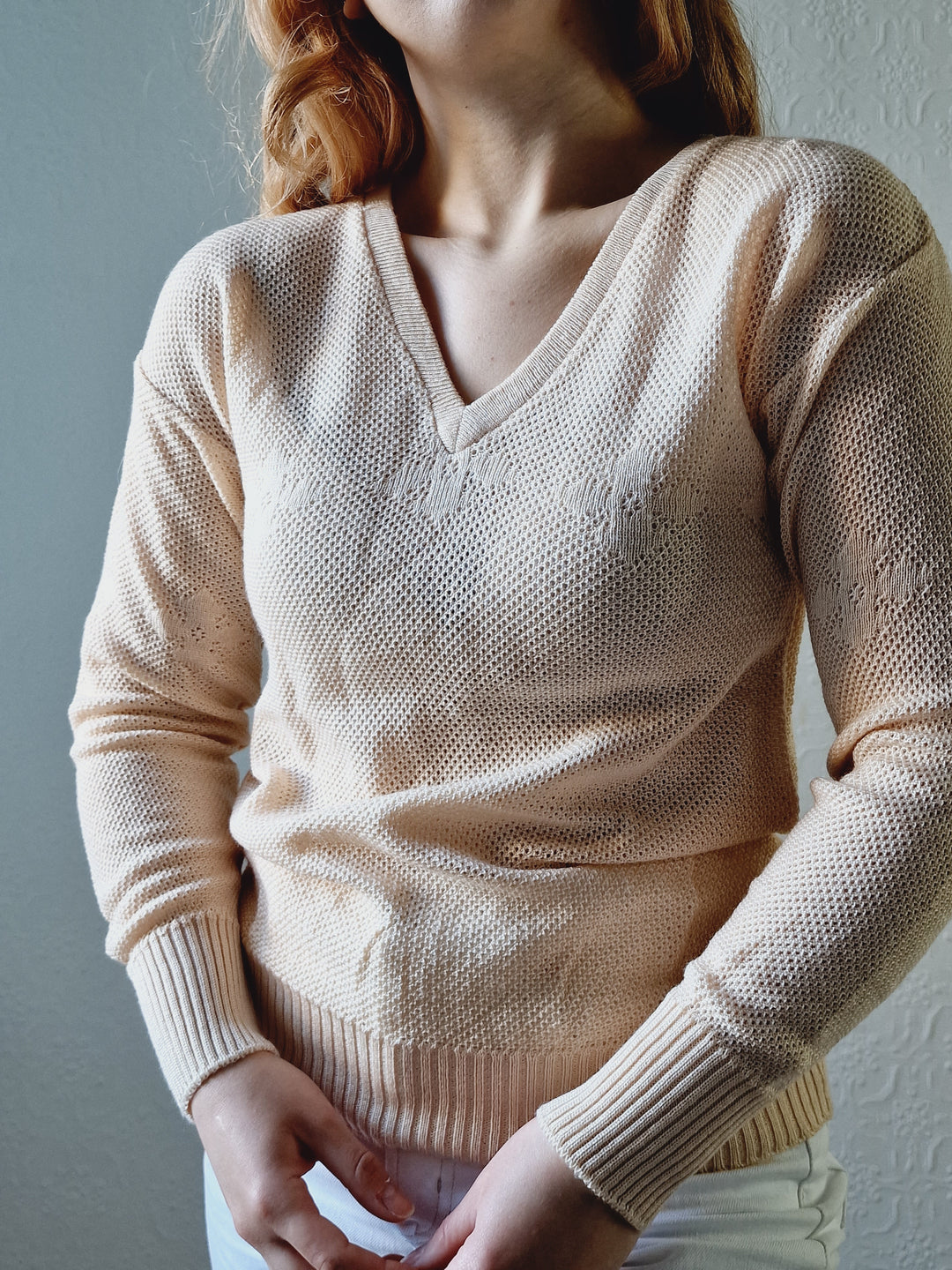 Vintage 70s Light Beige V-Neck Knitted Jumper - XS/S