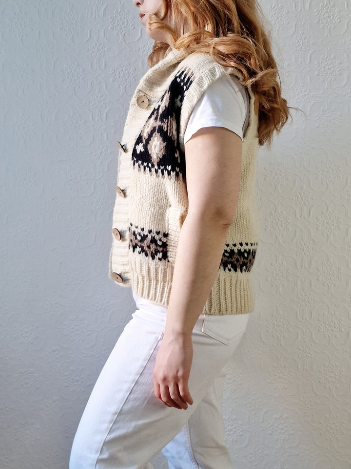 Vintage Pure Wool Cream Knitted Norwegian Style Sleeveless Vest - M