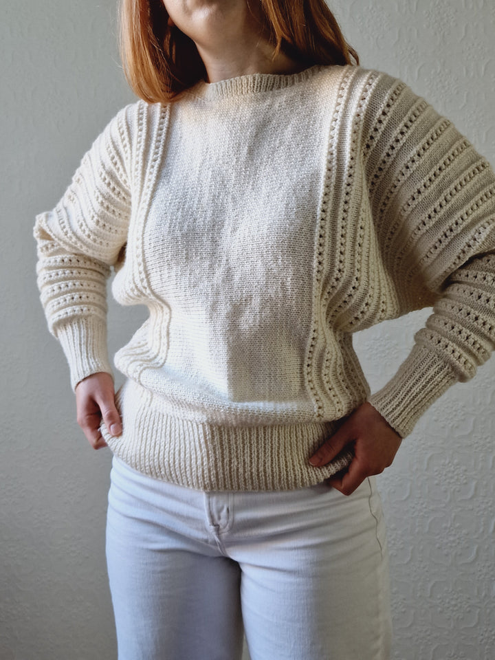 Vintage 80s Handknitted Cream Batwing Jumper with Crew Neck - S/M