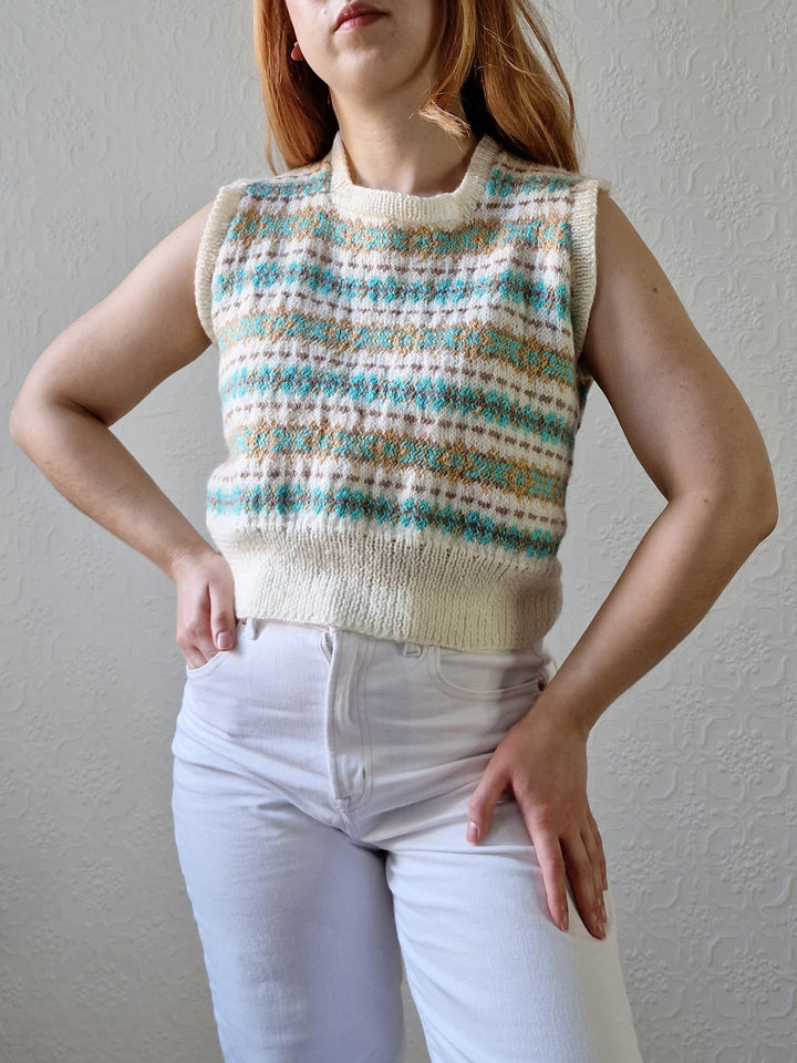 Vintage 80s Handknitted Fairisle Short Vest with Square Neckline - S