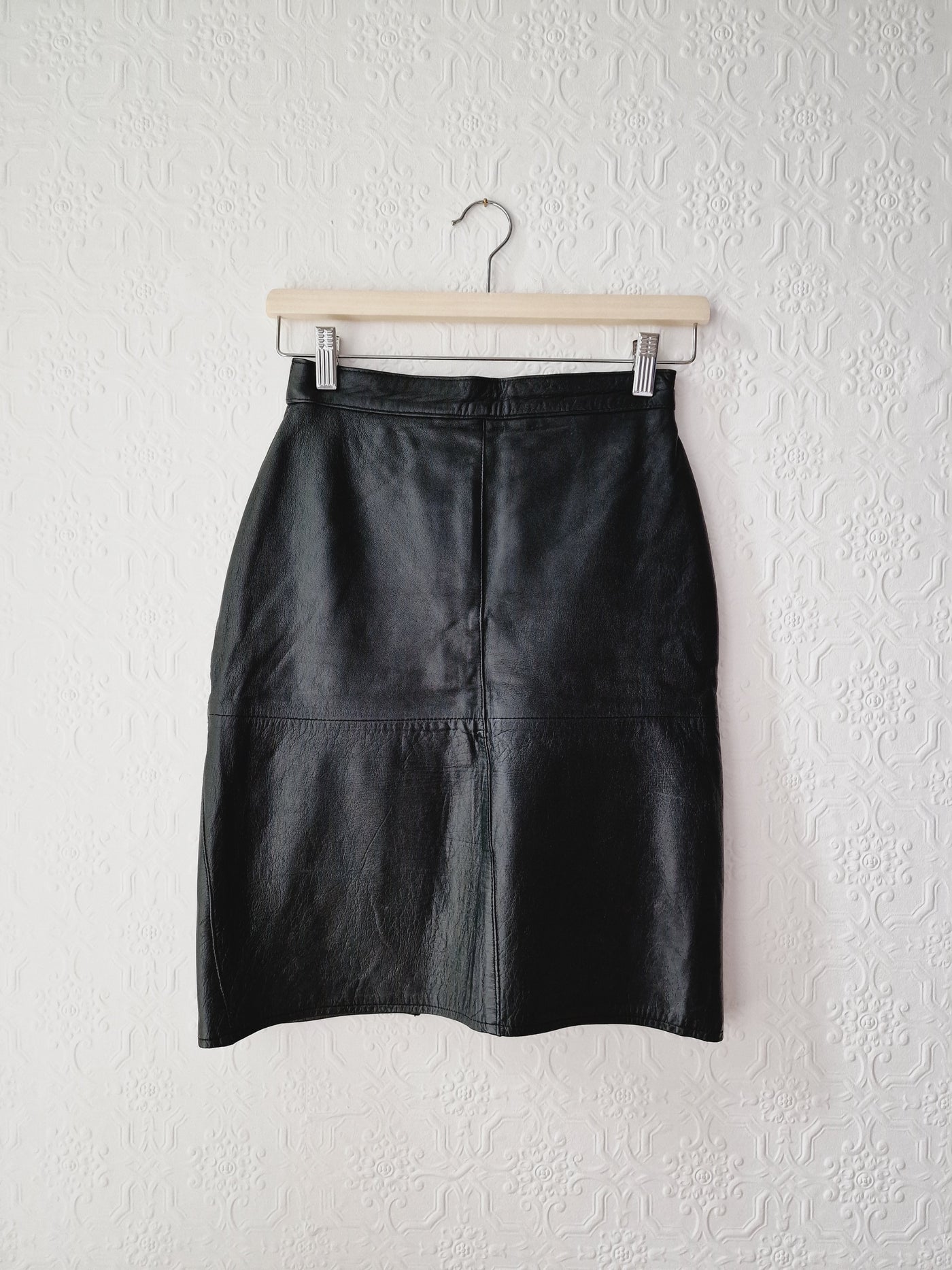 Vintage Black 100% Genuine Leather Skirt - XS