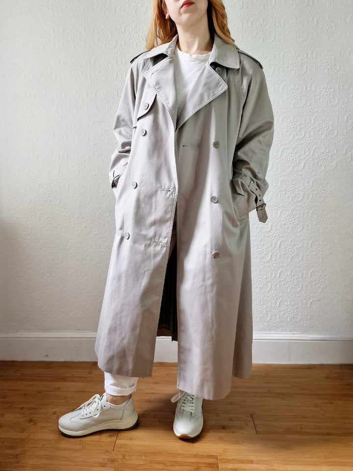 Vintage Light Grey Double Breasted Trench Coat with Belt - M