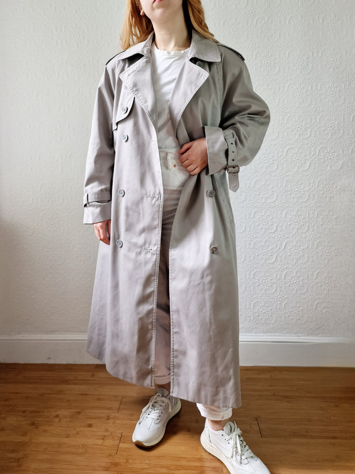 Vintage Light Grey Double Breasted Trench Coat with Belt - M