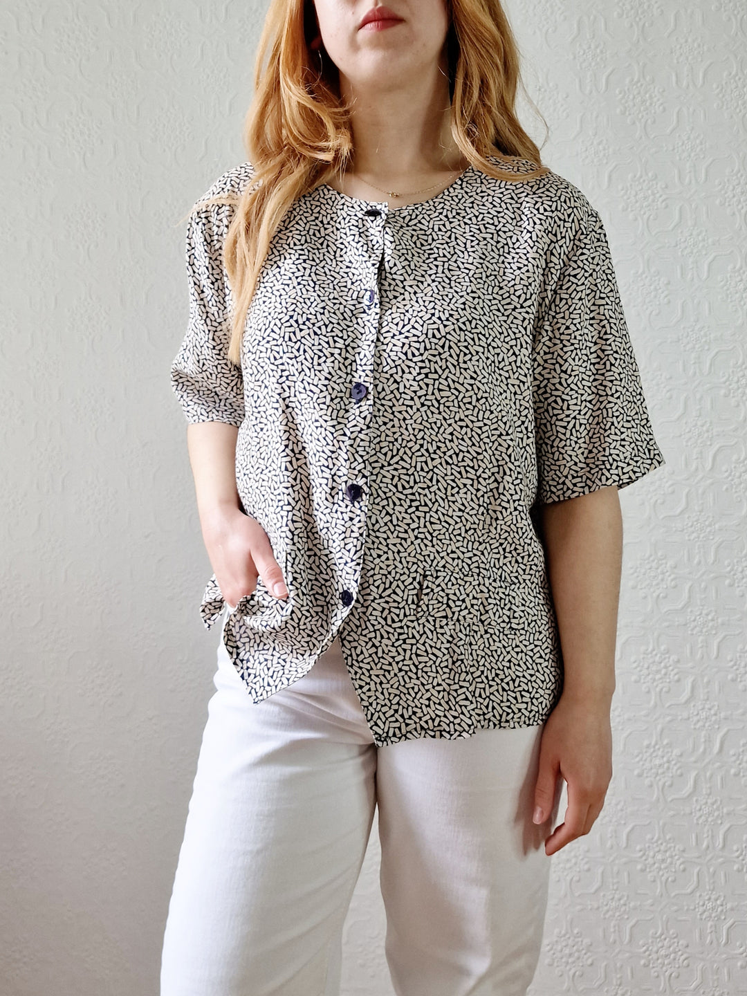 Vintage 80s Black & Beige Abstract Pattern Blouse with Short Sleeves - M